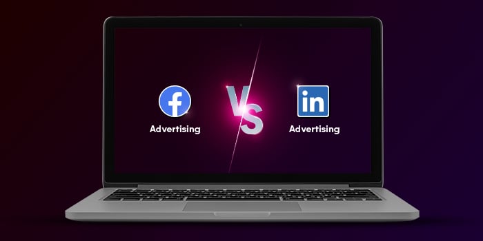 Laptop mit Facebook-Logo und LinkedIn-Logo: Facebook vs. LinkedIn 